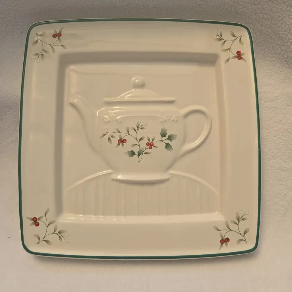 Pfaltzgraff Winterberry Square Teapot Trivets or Wall Decorations